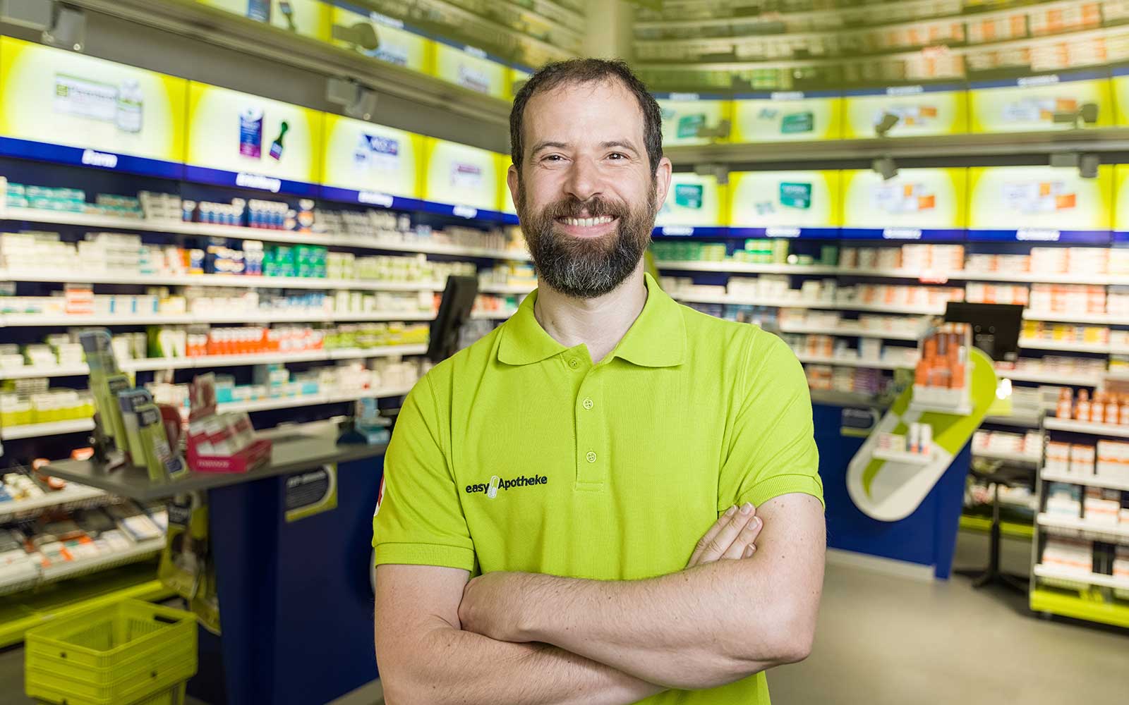 Apotheker Peter Dorfner in seiner easyApotheke Neumarkt